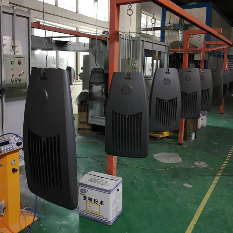 How to spray powder on LED street light housing ? د LED سړک څراغونو کورونو کې د پوډر سپری کولو څرنګوالی؟
